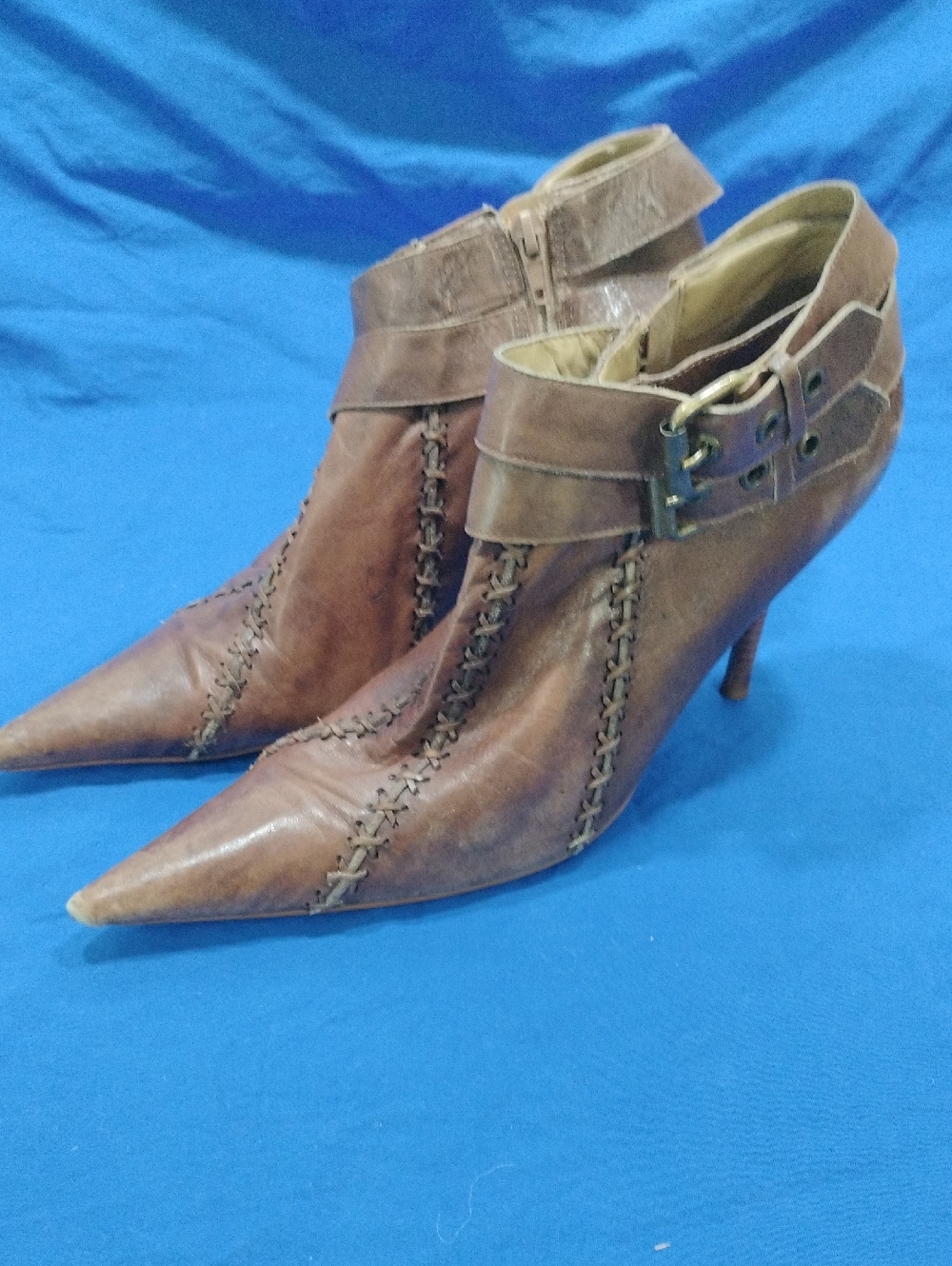 Carlos Santana Brown Boarderline 10 Pointed Leather Ankle Boots with Buckle